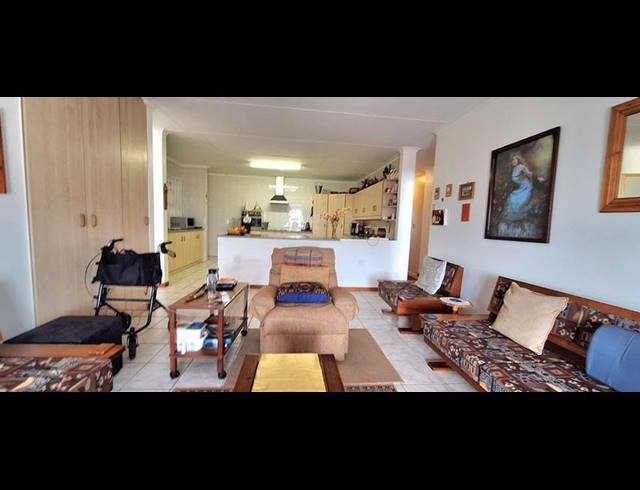 3 BEDROOM HOUSE FOR SALE IN FRAAIUITSIG